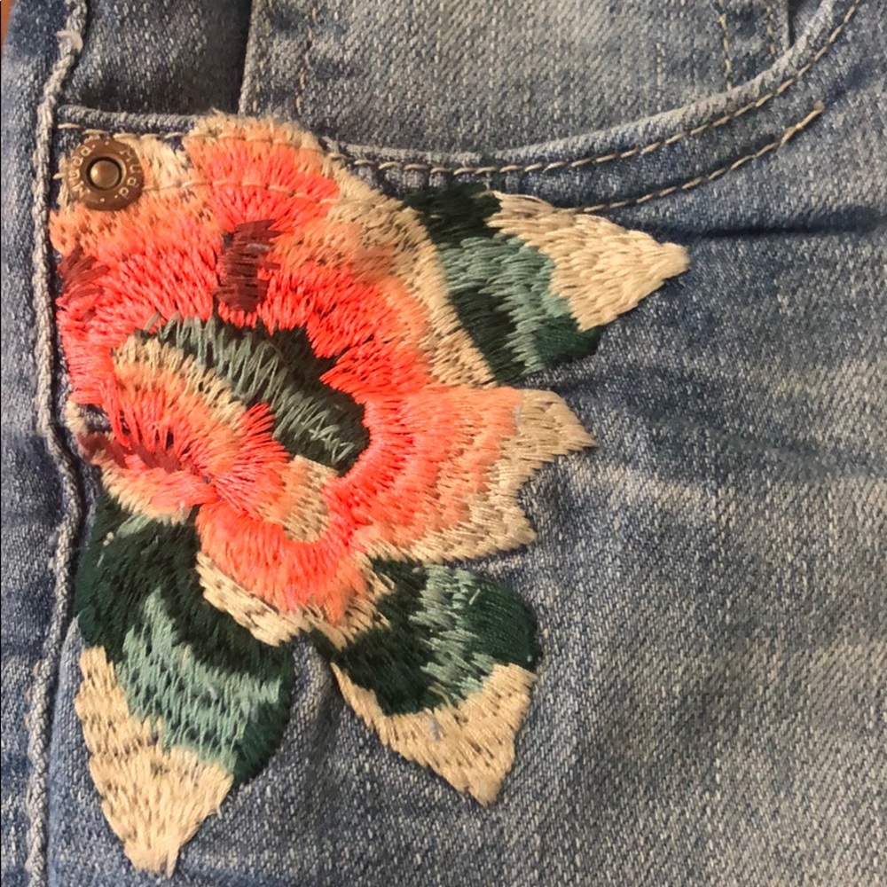 Girls shorts
